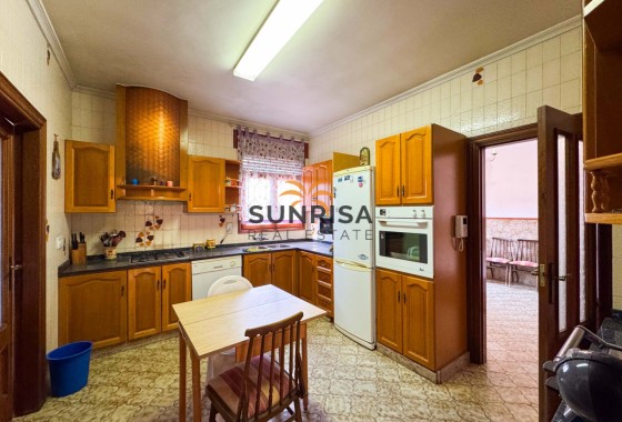 Villa · Herverkoop - Elda · Alicante · Spanje