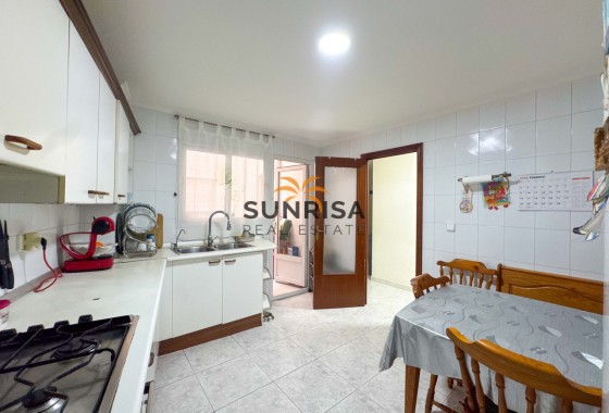 Apartment · Resale - Torrevieja · Centro · Alicante · Spain