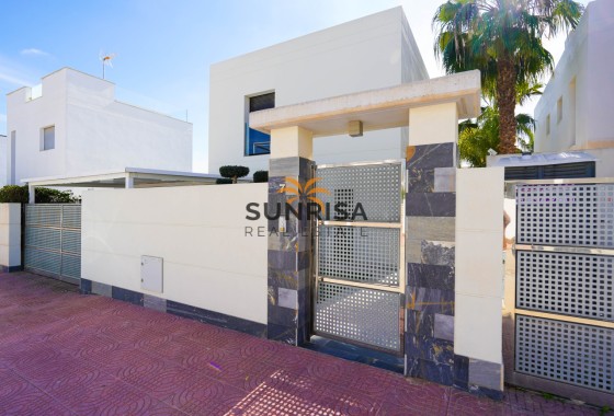 Villa · Reventa - Ciudad Quesada · Alicante · España