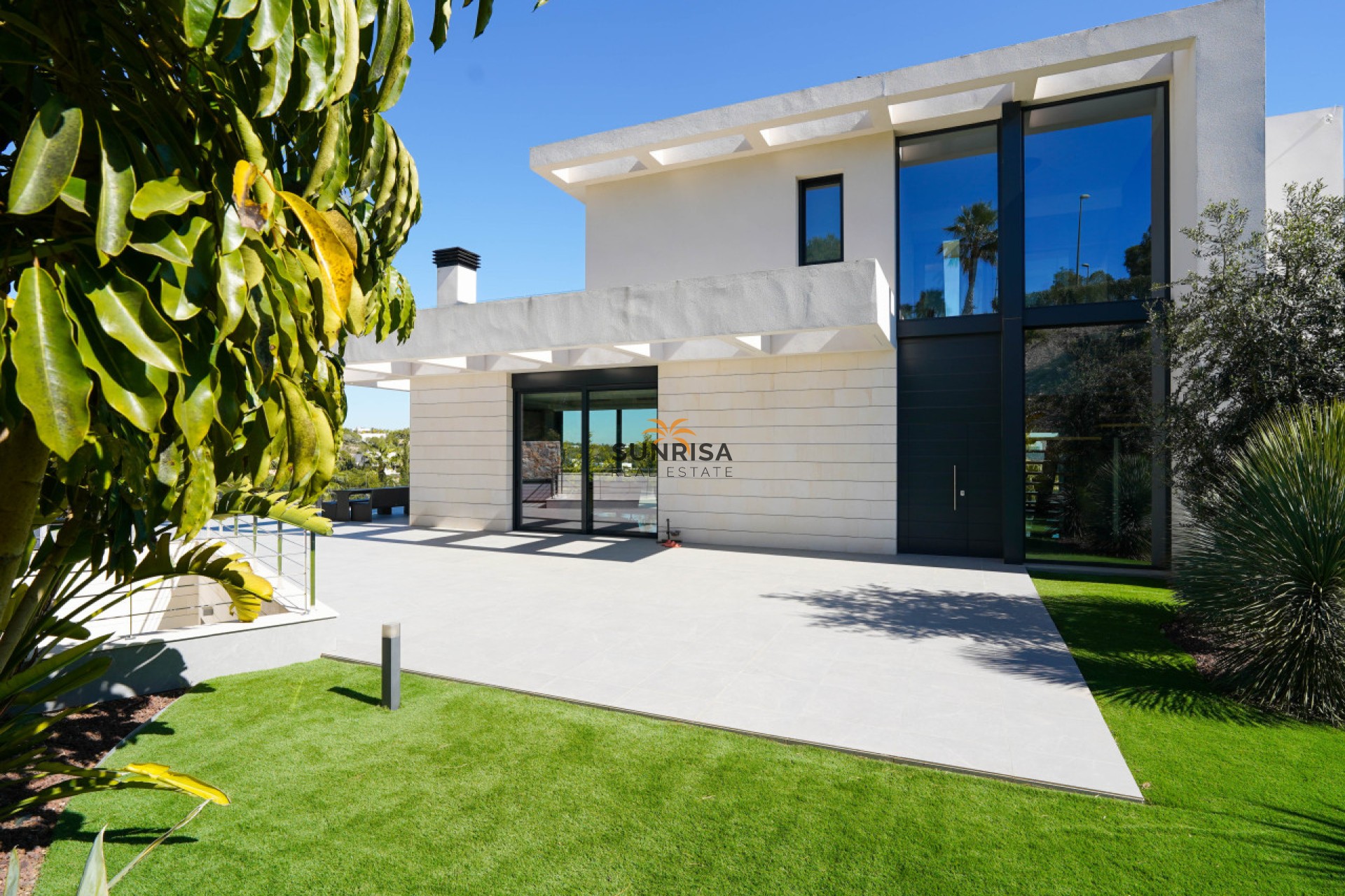 Herverkoop - Villa - Orihuela Costa