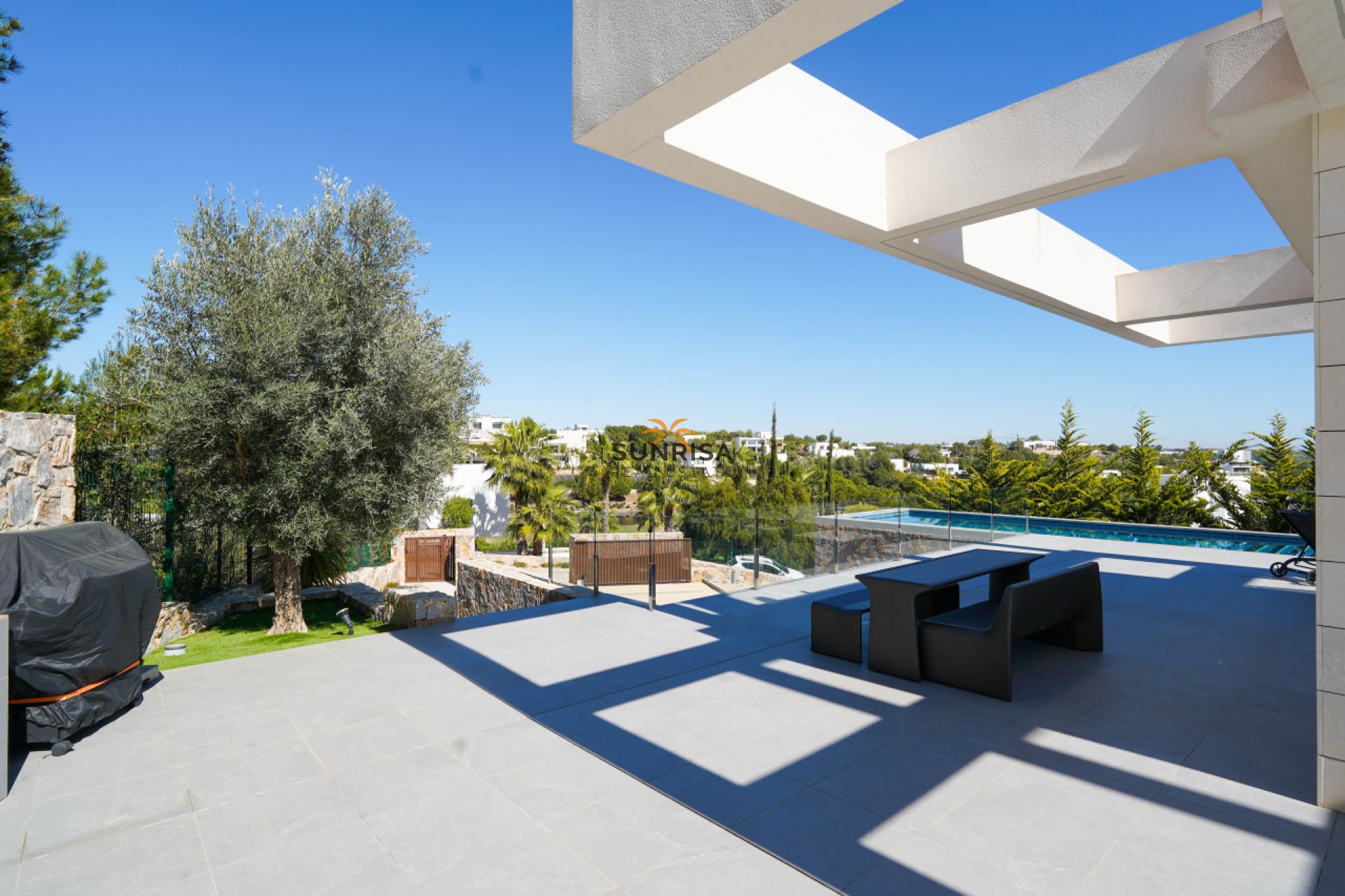 Herverkoop - Villa - Orihuela Costa