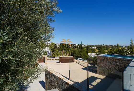 Villa · Reventa - Orihuela Costa · Las Colinas Golf · Alicante · España