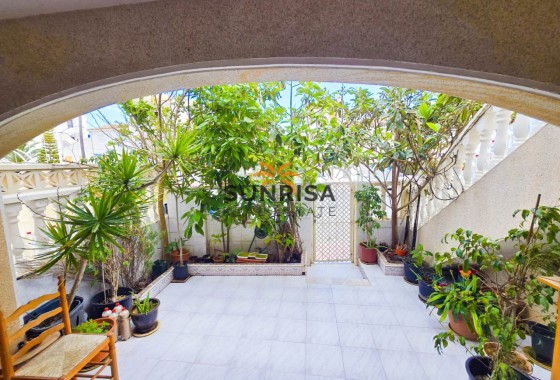 Villa · Reventa - Torrevieja · Los Frutales · Alicante · España