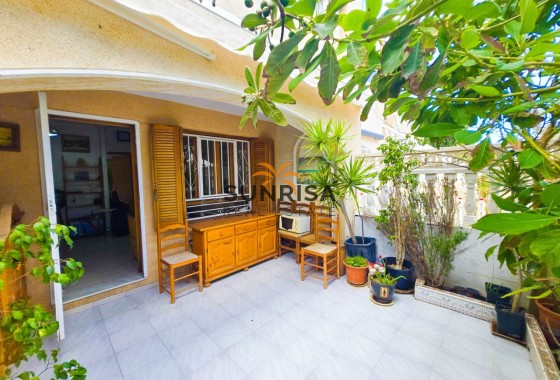 Villa · Reventa - Torrevieja · Los Frutales · Alicante · España