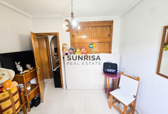 Villa · Reventa - Torrevieja · Los Frutales · Alicante · España