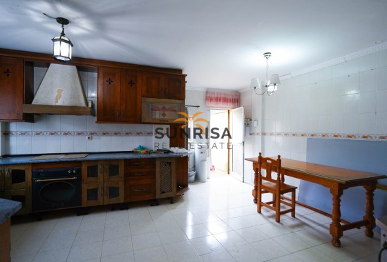 Villa · Resale - Málaga · Spain