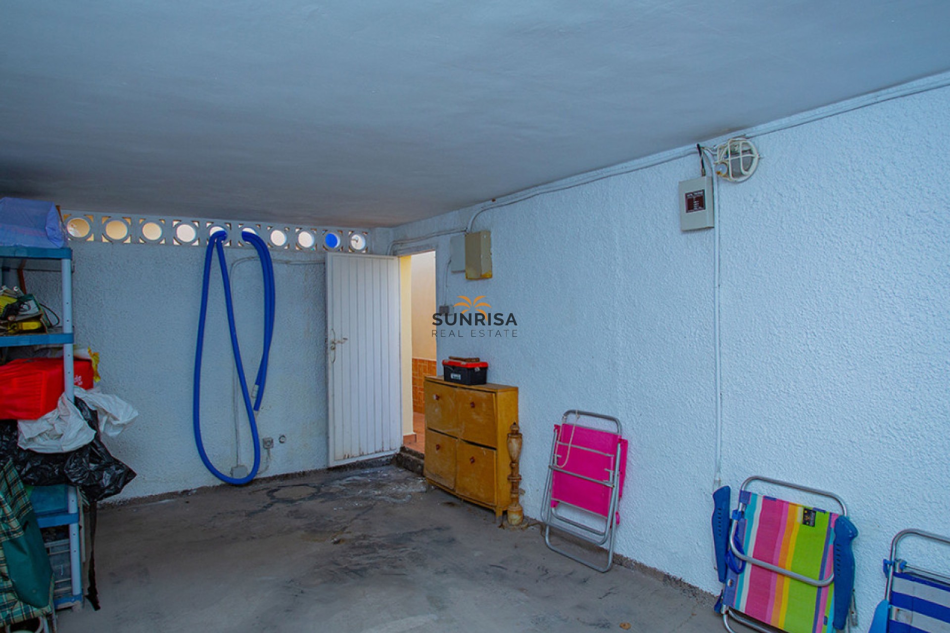 Resale - Villa - Torrevieja