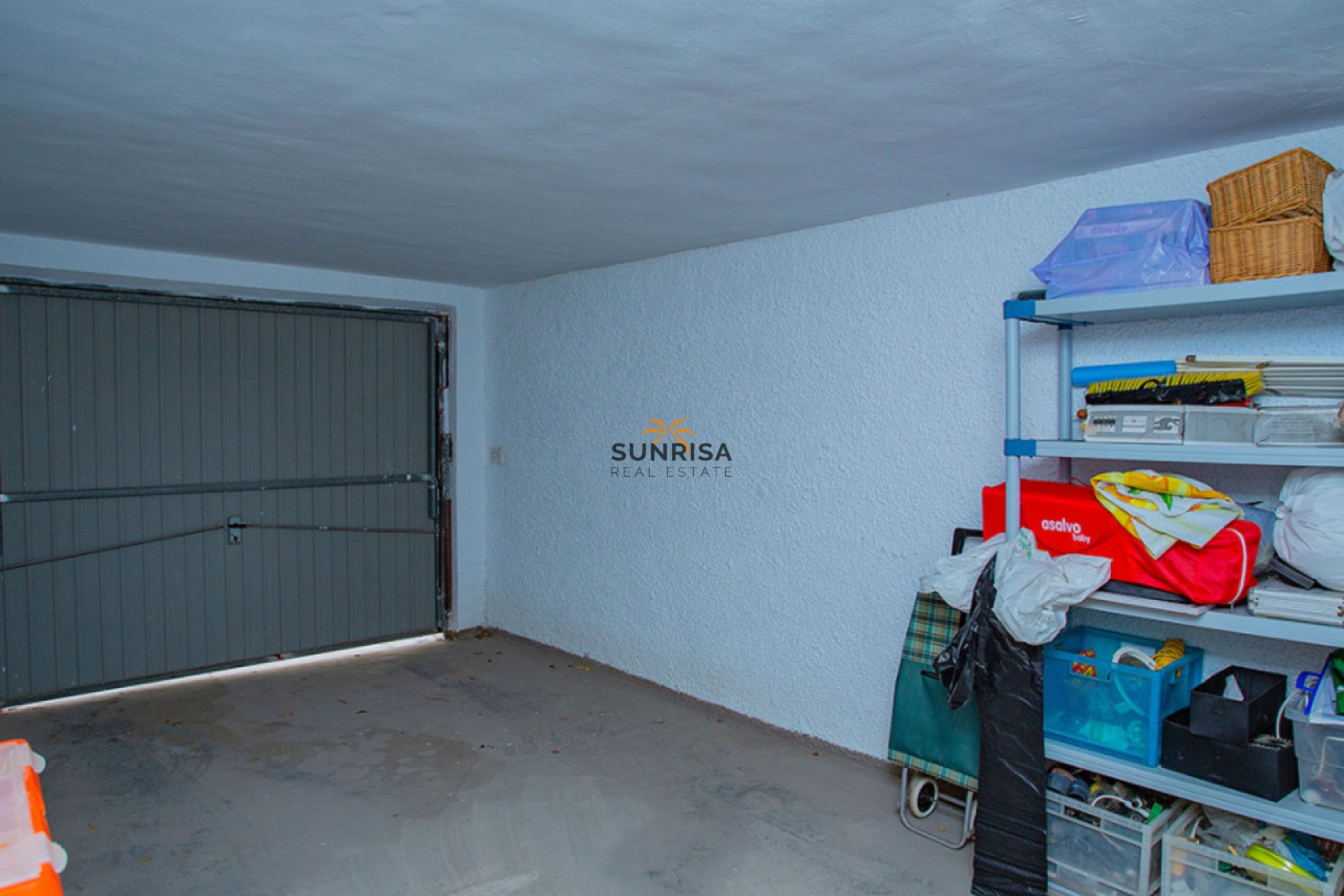 Resale - Villa - Torrevieja