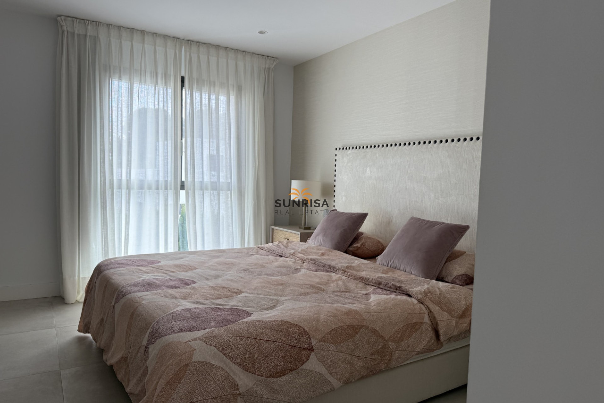 Reventa - Villa - Marbella