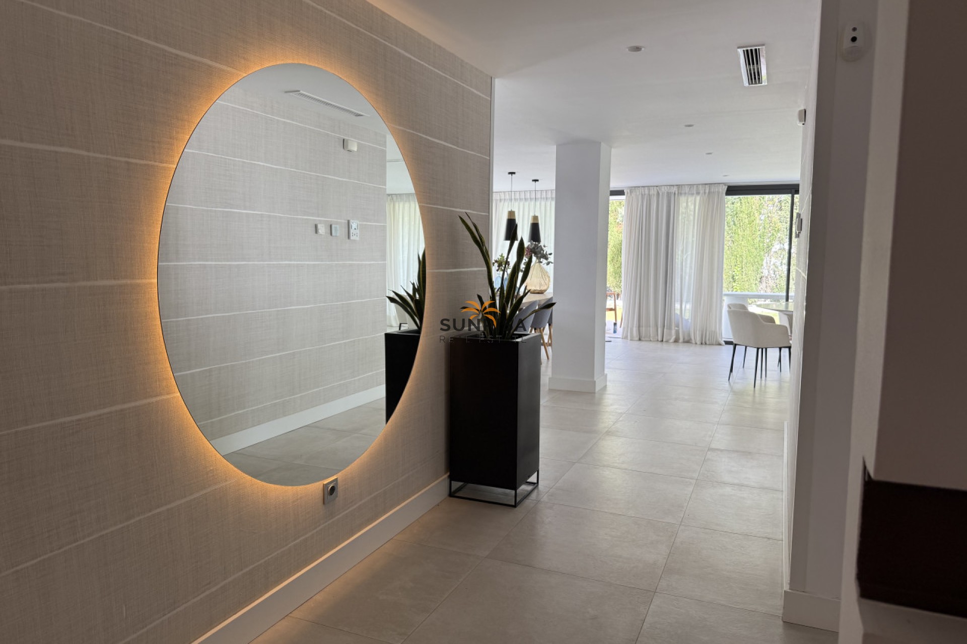 Reventa - Villa - Marbella