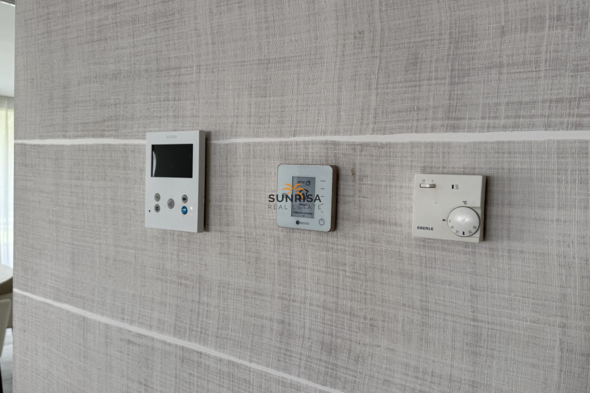 Reventa - Villa - Marbella