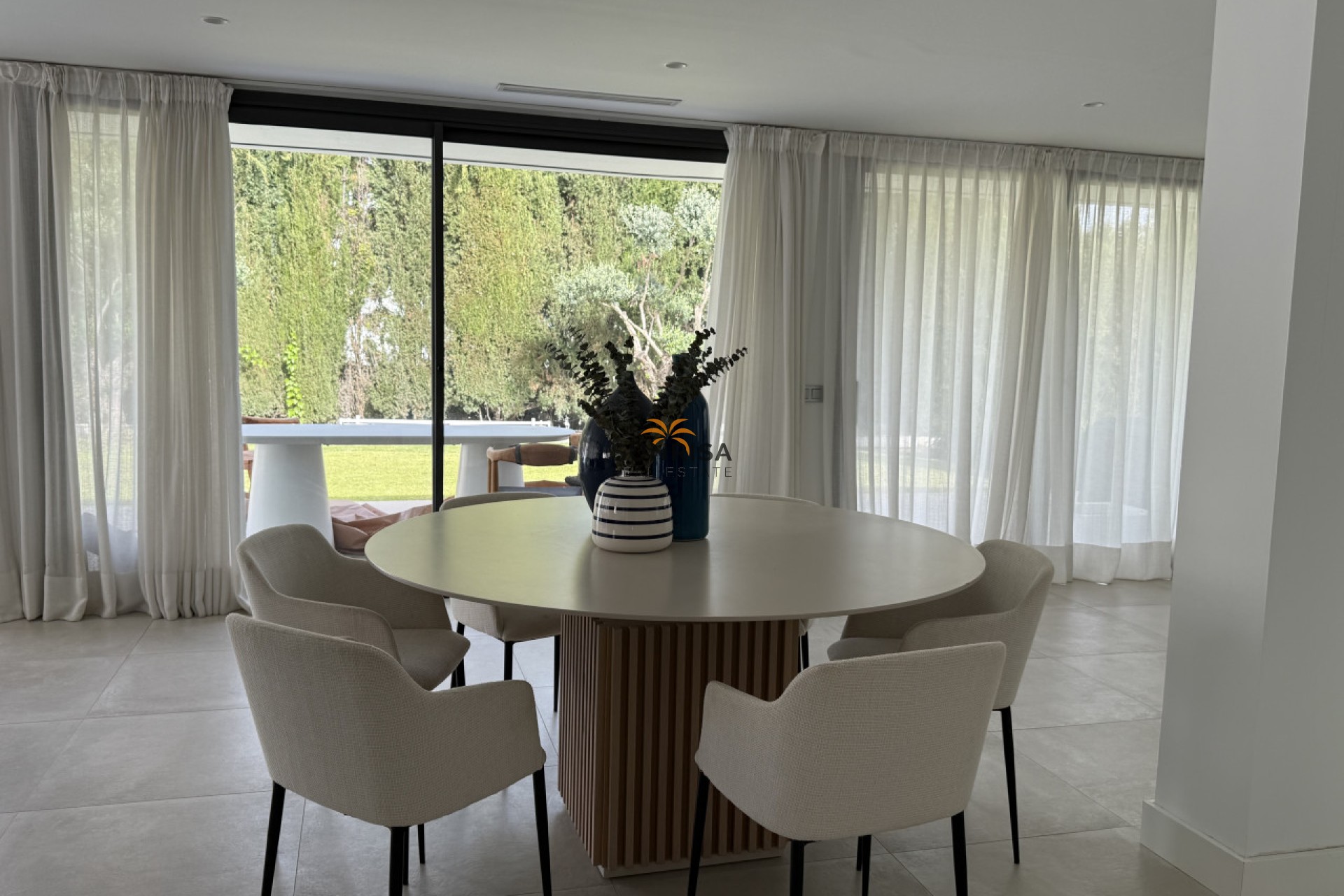 Reventa - Villa - Marbella