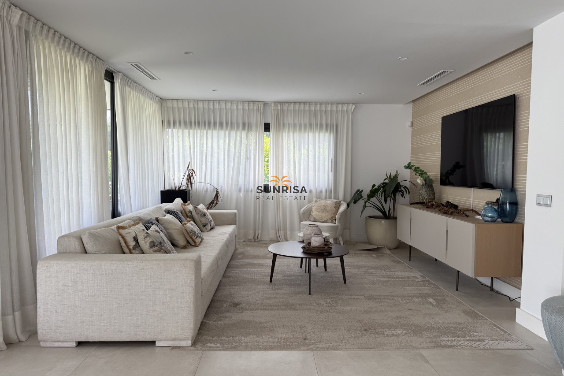 Reventa - Villa - Marbella
