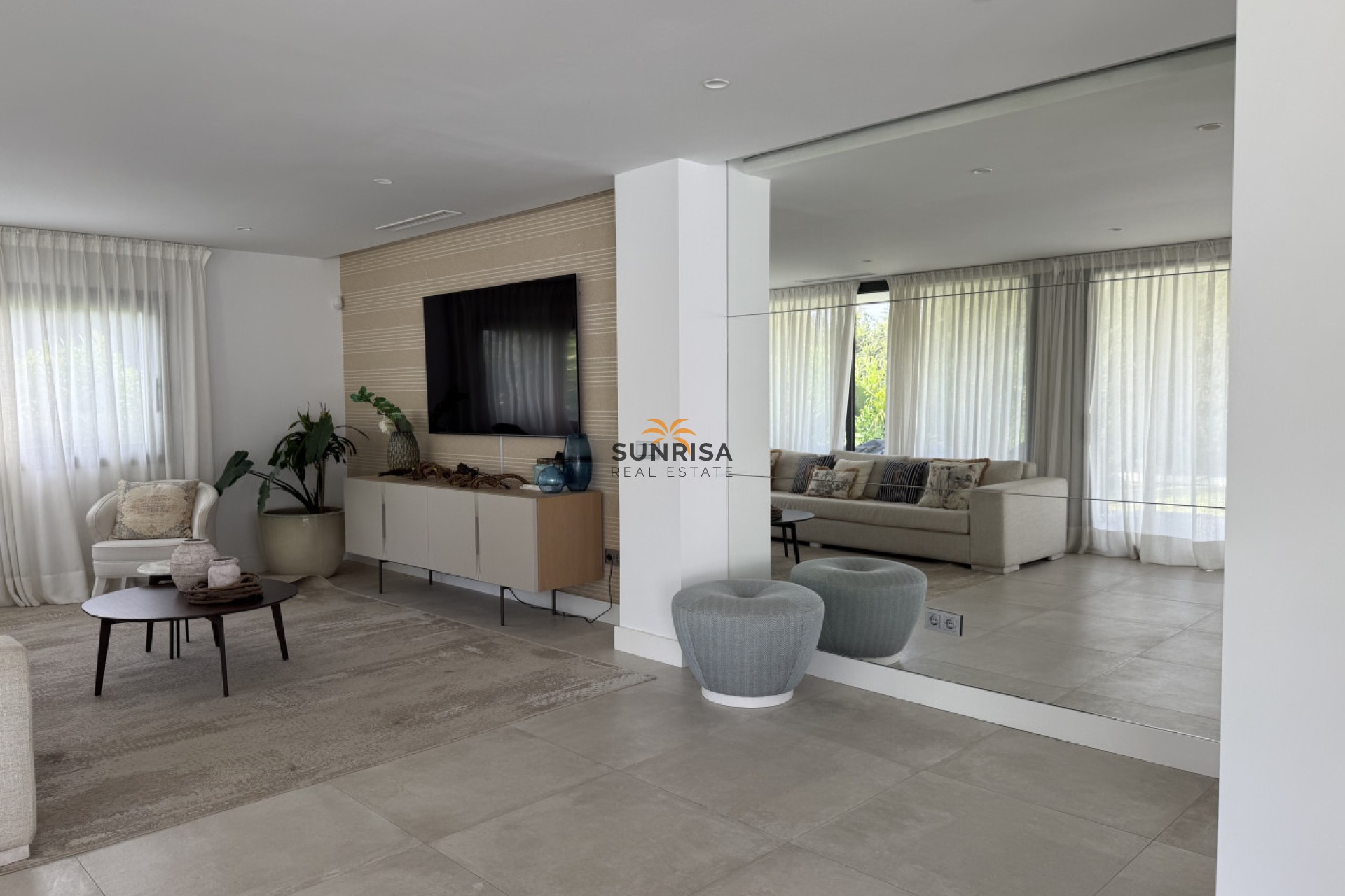 Reventa - Villa - Marbella