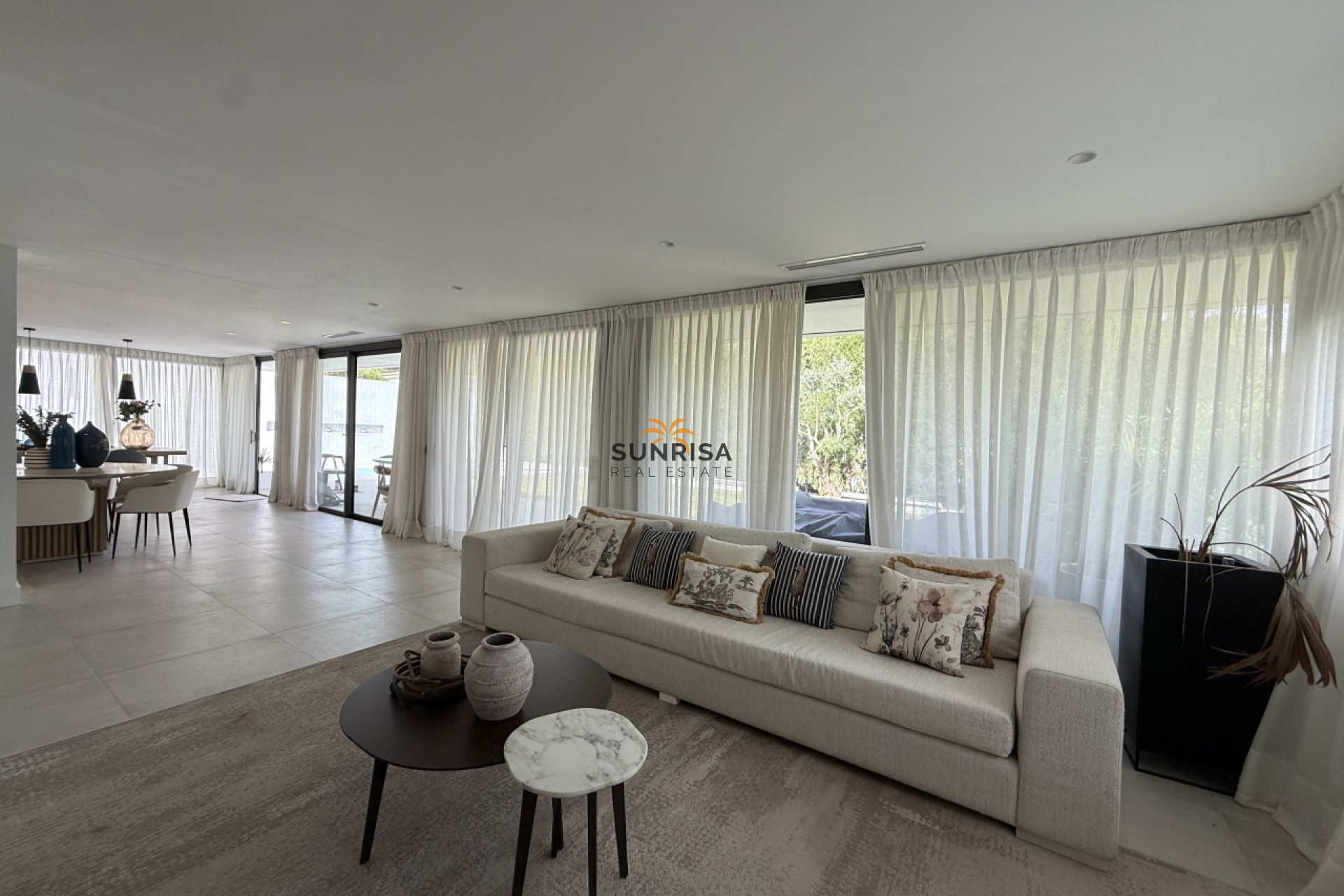 Reventa - Villa - Marbella