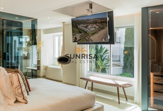 Appartement · Herverkoop - Marbella · Los Monteros · Málaga · Spanje