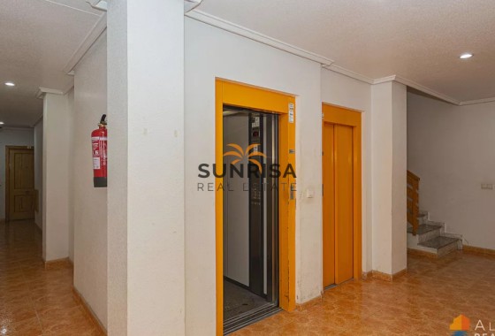 Apartamento · Reventa - Torrevieja · Centro · Alicante · España