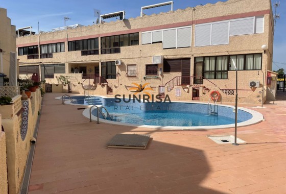 Villa · Reventa - Guardamar del Segura · Lomas de Polo-Pinomar · Alicante · España