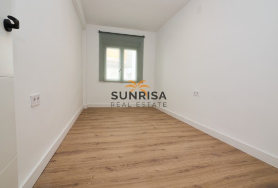 Apartamento · Reventa - Torrevieja · Centro · Alicante · España
