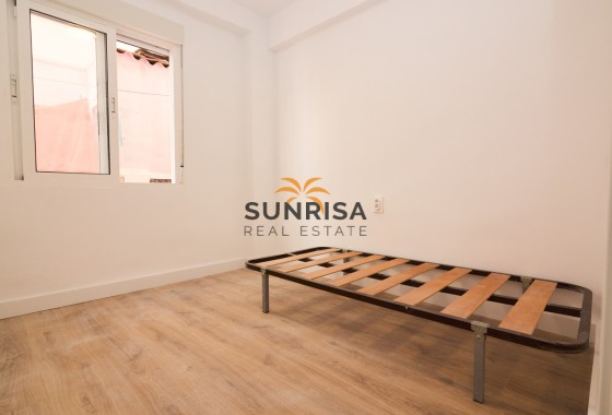 Apartamento · Reventa - Torrevieja · Centro · Alicante · España