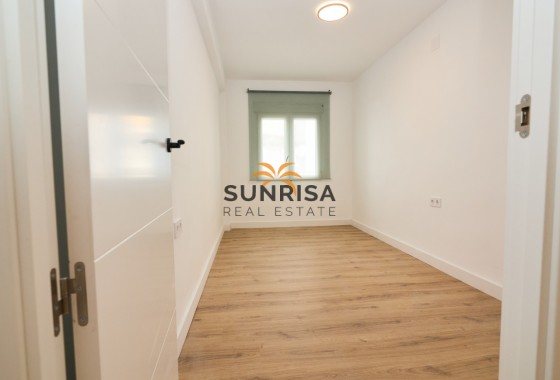 Apartamento · Reventa - Torrevieja · Centro · Alicante · España