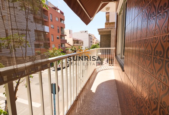 Appartement · Revente - Torrevieja · Centro · Alicante · Espagne