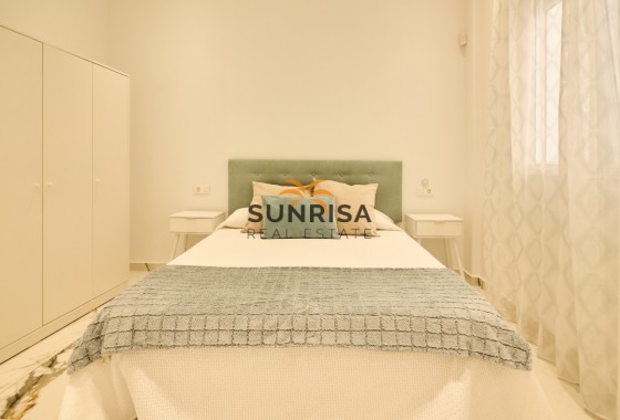 Appartement · Revente - Torrevieja · Playa de Los Locos-Curva del Palangre · Alicante · Espagne