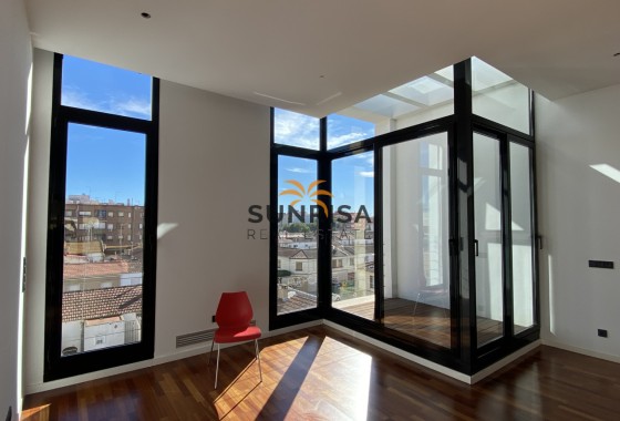 Maison de ville · Revente - Almoradí · Alicante · Espagne