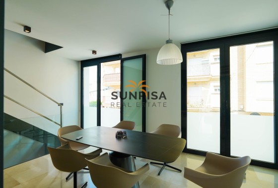 Maison de ville · Revente - Almoradí · Alicante · Espagne