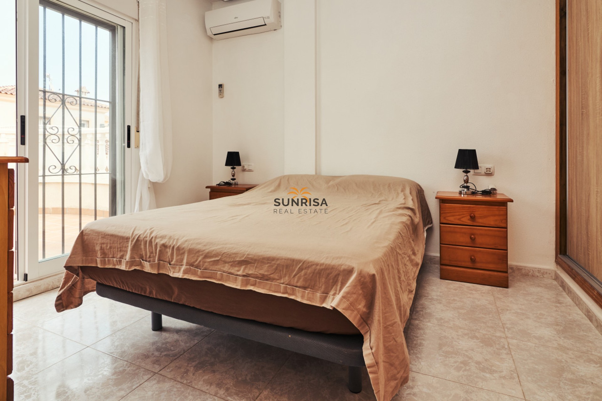 Revente - Maison de ville - Torrevieja