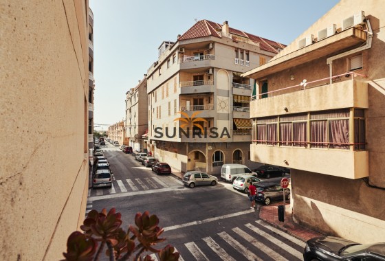 Apartamento · Reventa - Torrevieja · El Acequión - Los Náufragos · Alicante · España