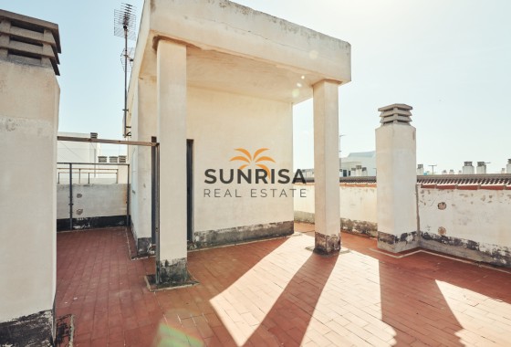 Apartamento · Reventa - Torrevieja · El Acequión - Los Náufragos · Alicante · España