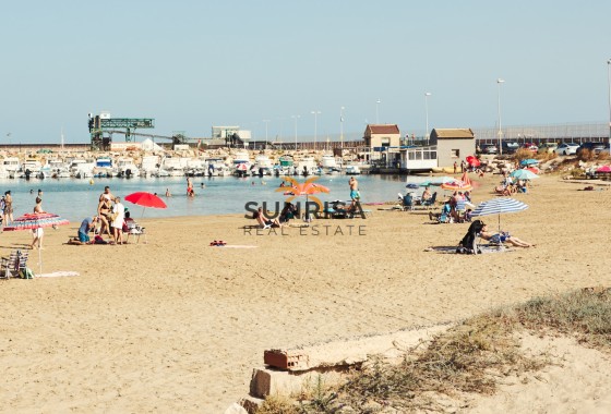 Apartamento · Reventa - Torrevieja · El Acequión - Los Náufragos · Alicante · España
