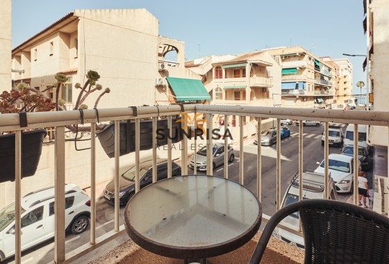 Apartamento · Reventa - Torrevieja · El Acequión - Los Náufragos · Alicante · España