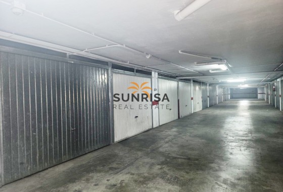 Garage · Revente - Torrevieja · Parque de las Naciones · Alicante · Espagne