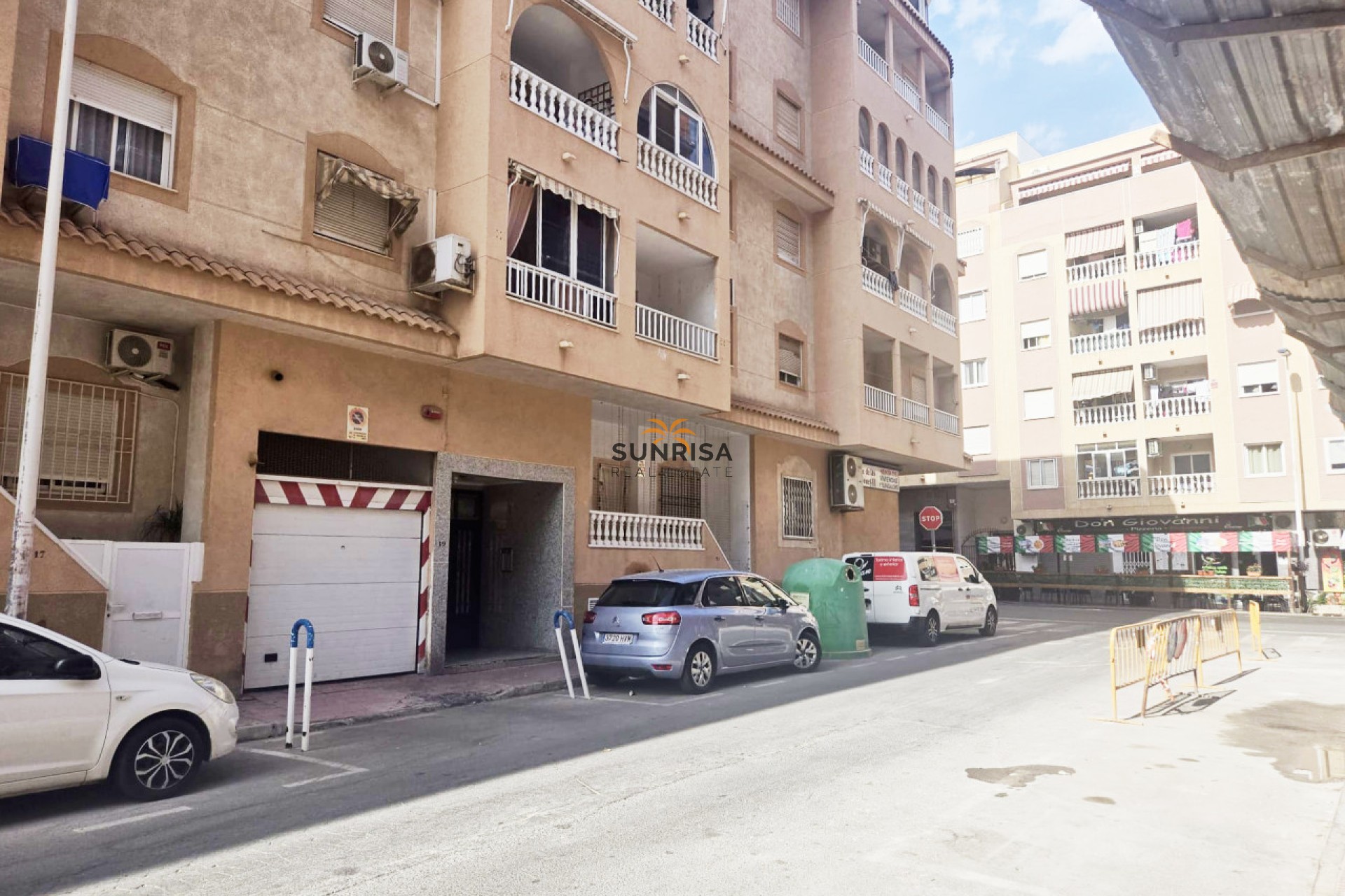 Reventa - Garaje / aparcamiento - Torrevieja