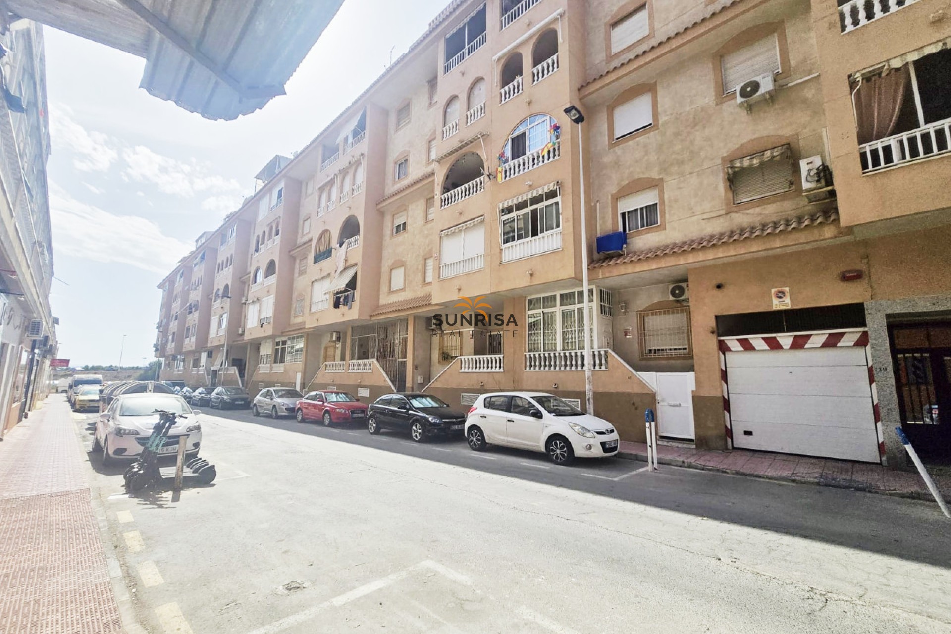 Reventa - Garaje / aparcamiento - Torrevieja