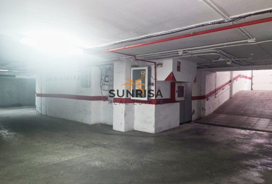 Garage · Revente - Torrevieja · Parque de las Naciones · Alicante · Espagne