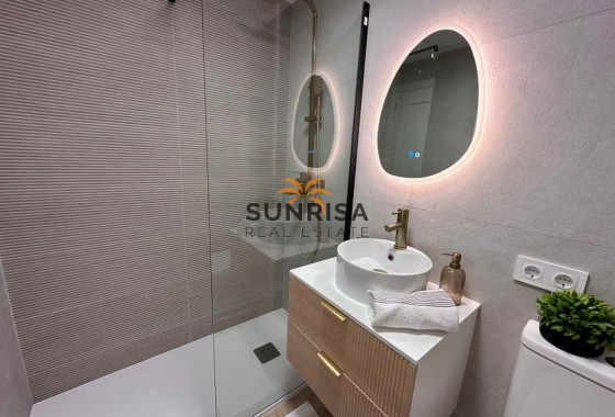Appartement · Revente - Torrevieja · Calas Blancas · Alicante · Espagne