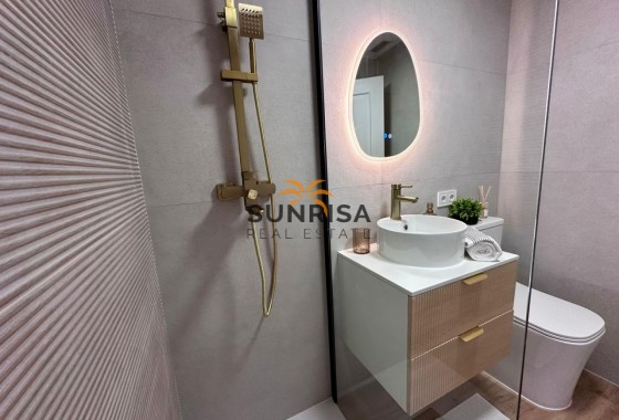 Appartement · Revente - Torrevieja · Calas Blancas · Alicante · Espagne