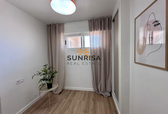 Appartement · Revente - Torrevieja · Calas Blancas · Alicante · Espagne