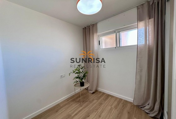 Appartement · Revente - Torrevieja · Calas Blancas · Alicante · Espagne