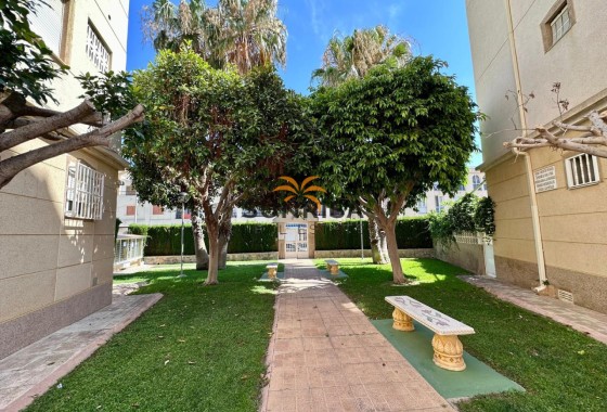 Appartement · Revente - Torrevieja · Calas Blancas · Alicante · Espagne