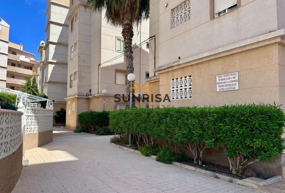 Appartement · Revente - Torrevieja · Calas Blancas · Alicante · Espagne