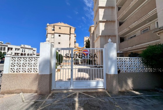 Appartement · Revente - Torrevieja · Calas Blancas · Alicante · Espagne