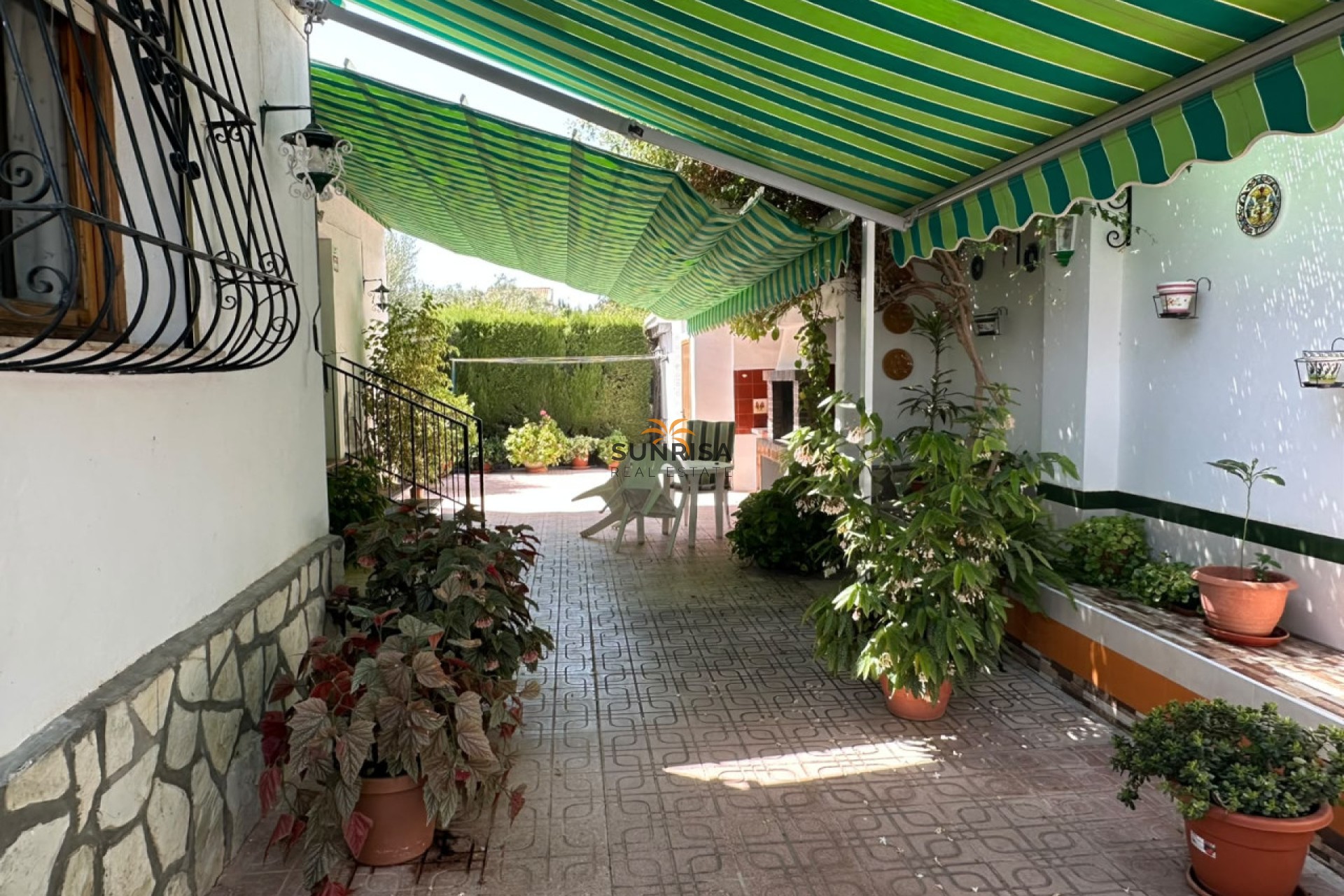 Herverkoop - Villa - Mutxamel