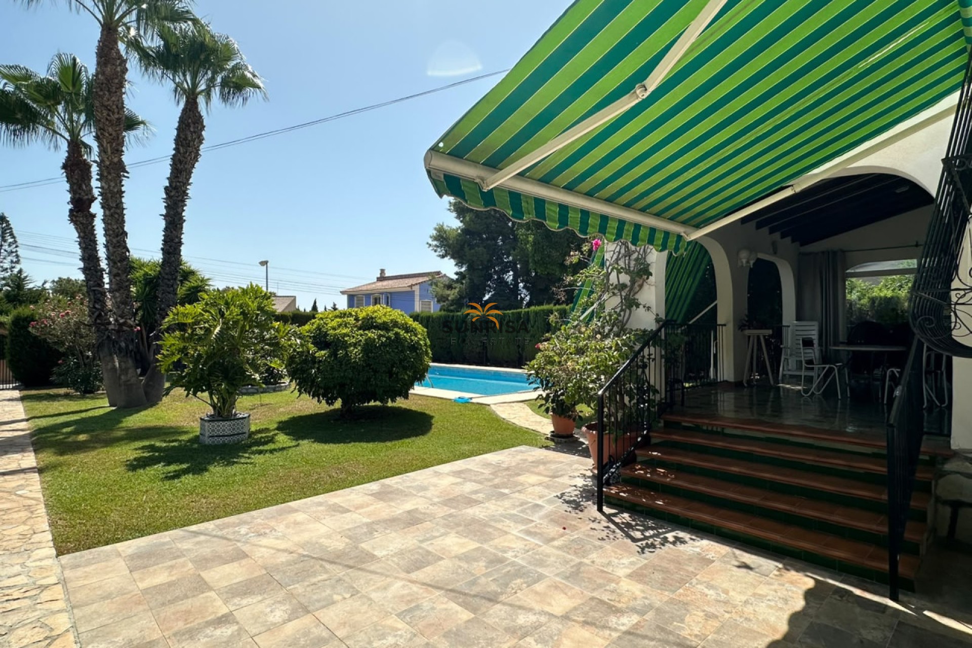 Herverkoop - Villa - Mutxamel