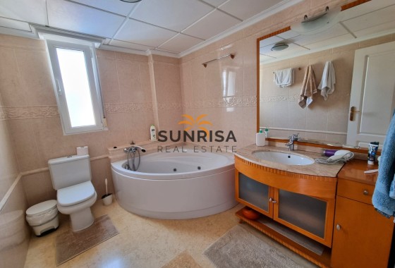 Villa · Revente - Torrevieja · La Mata · Alicante · Espagne