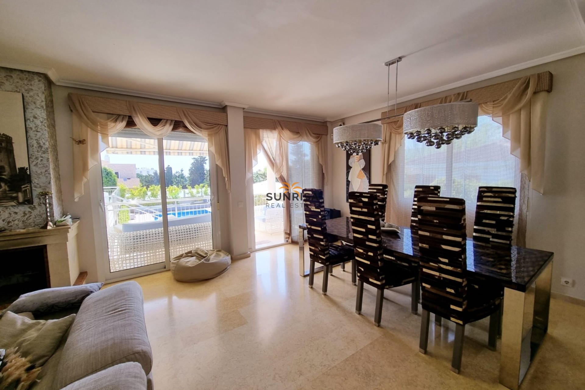 Reventa - Villa - Torrevieja