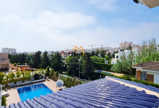 Villa · Revente - Torrevieja · La Mata · Alicante · Espagne